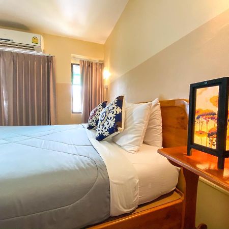 Funky Monkey Cnx - Guesthouse شيانغ ماي المظهر الخارجي الصورة