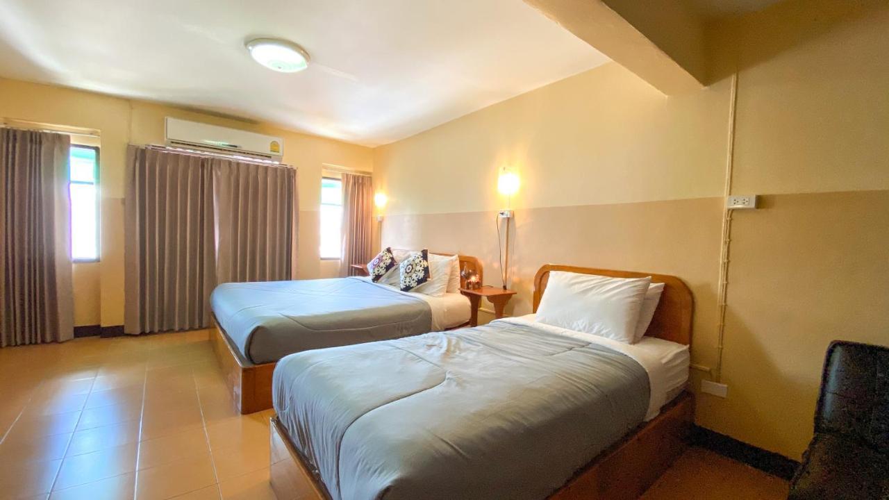 Funky Monkey Cnx - Guesthouse شيانغ ماي المظهر الخارجي الصورة